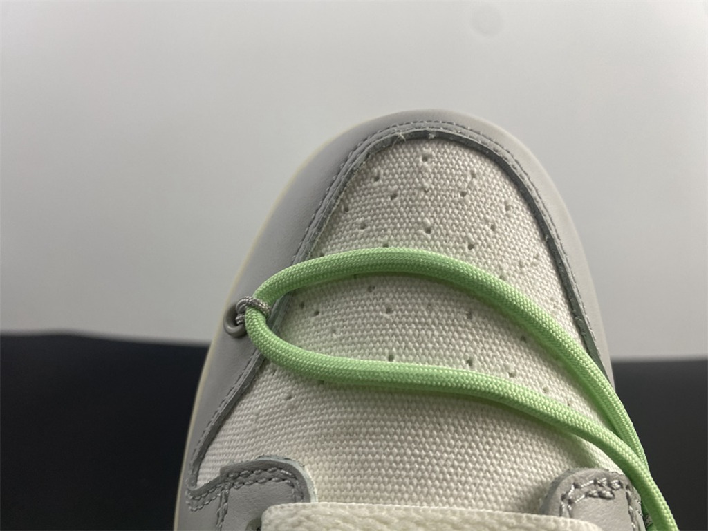 Off-White x Nike Dunk Low DM1602- 108